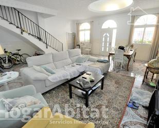 Living room of House or chalet for sale in  Valencia Capital  with Air Conditioner, Heating and Private garden