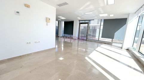 Foto 3 de Oficina de alquiler en Poble Nou, Torrent