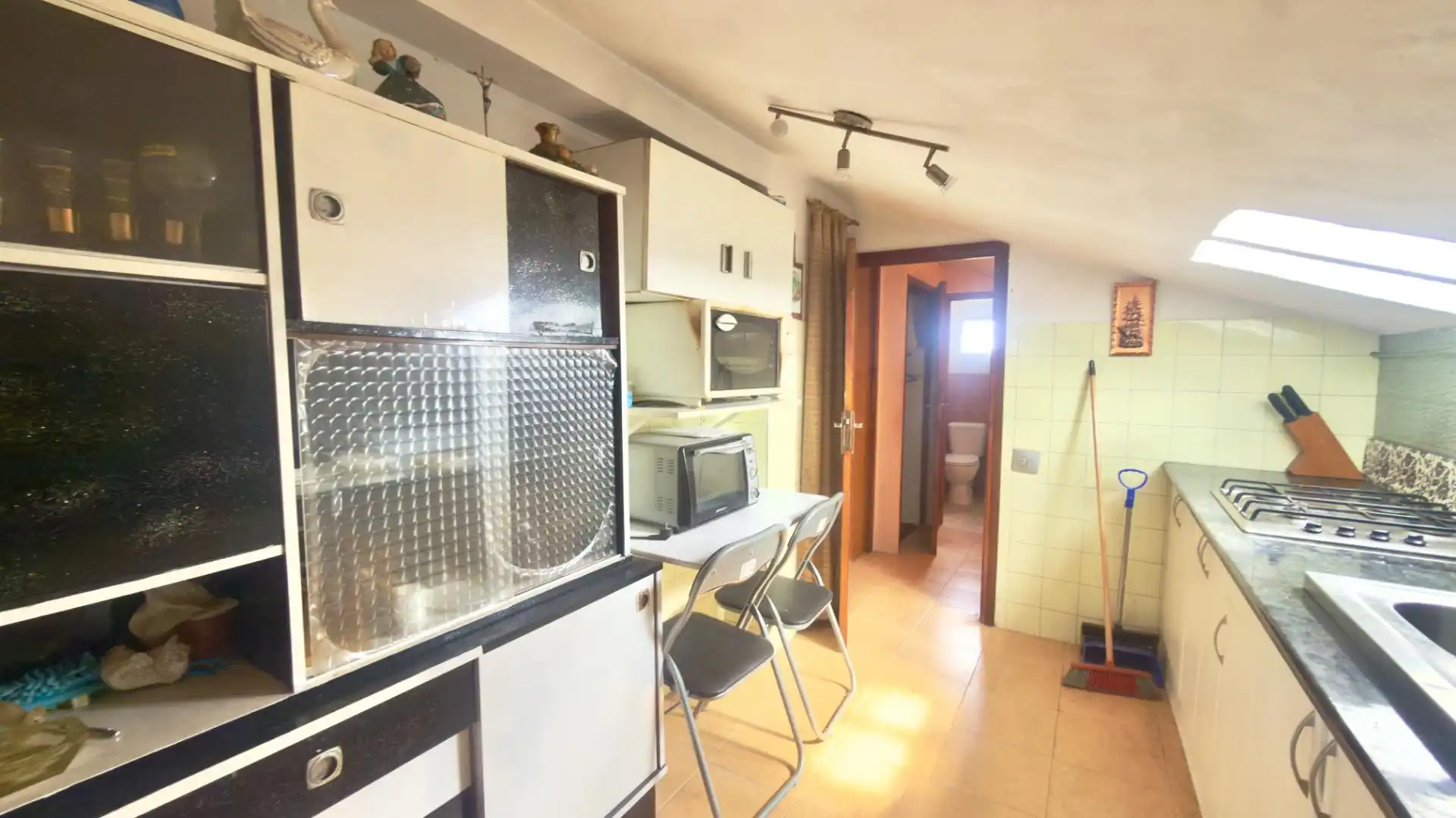 Cocina de Piso en venta en A Pobra de Trives  con Calefacción y Amueblado