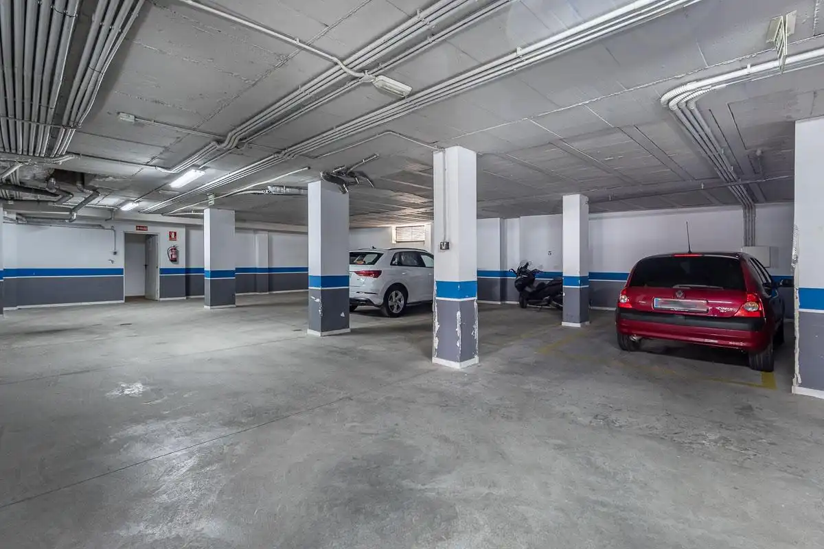 Parking of Ground floor for sale in Alhendín  with Furnished