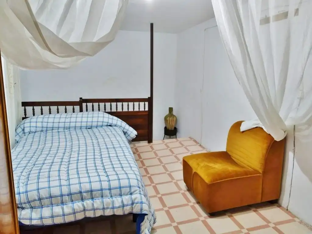 Habitación de Casa o chalet en venta en Andilla con Horno, Lavadora y TV