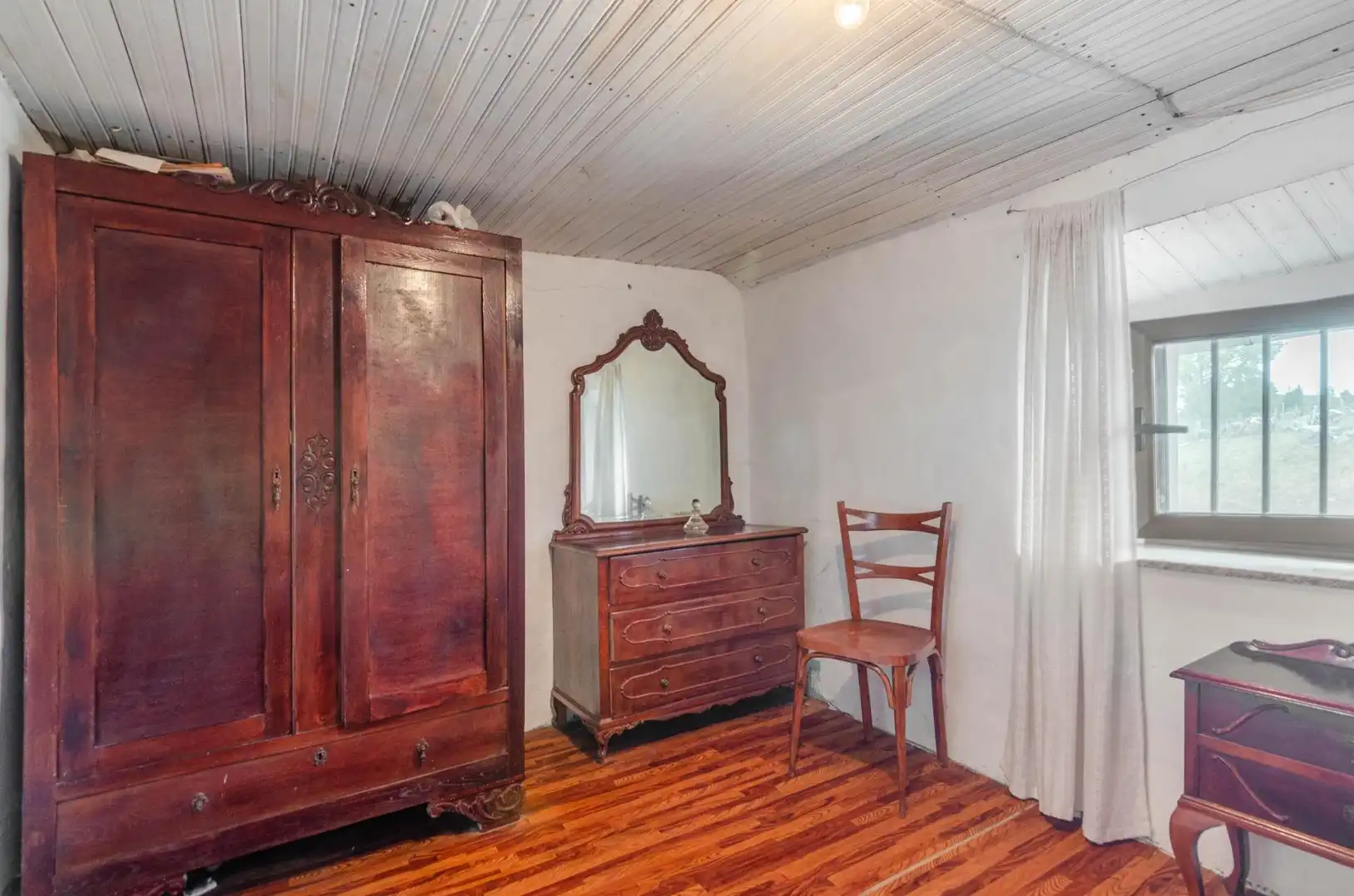 Dormitori de Casa o xalet en venda en Valdés - Luarca amb Calefacció, Jardí privat i Terrassa