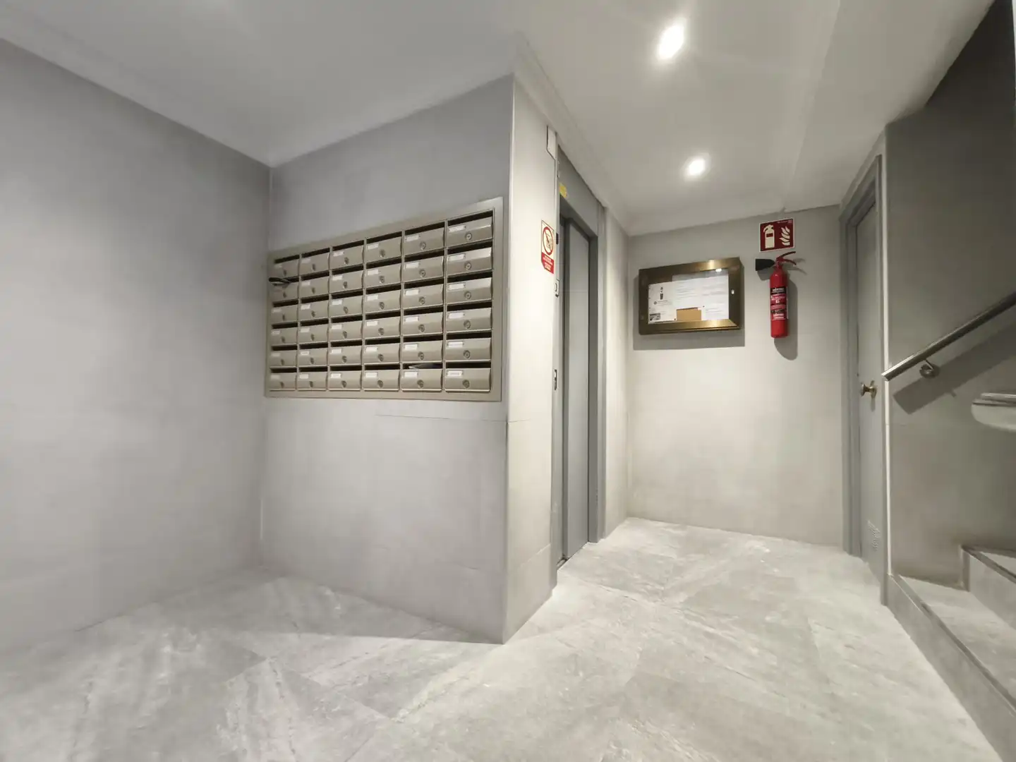 Piso en venta en Errenteria con Balcón
