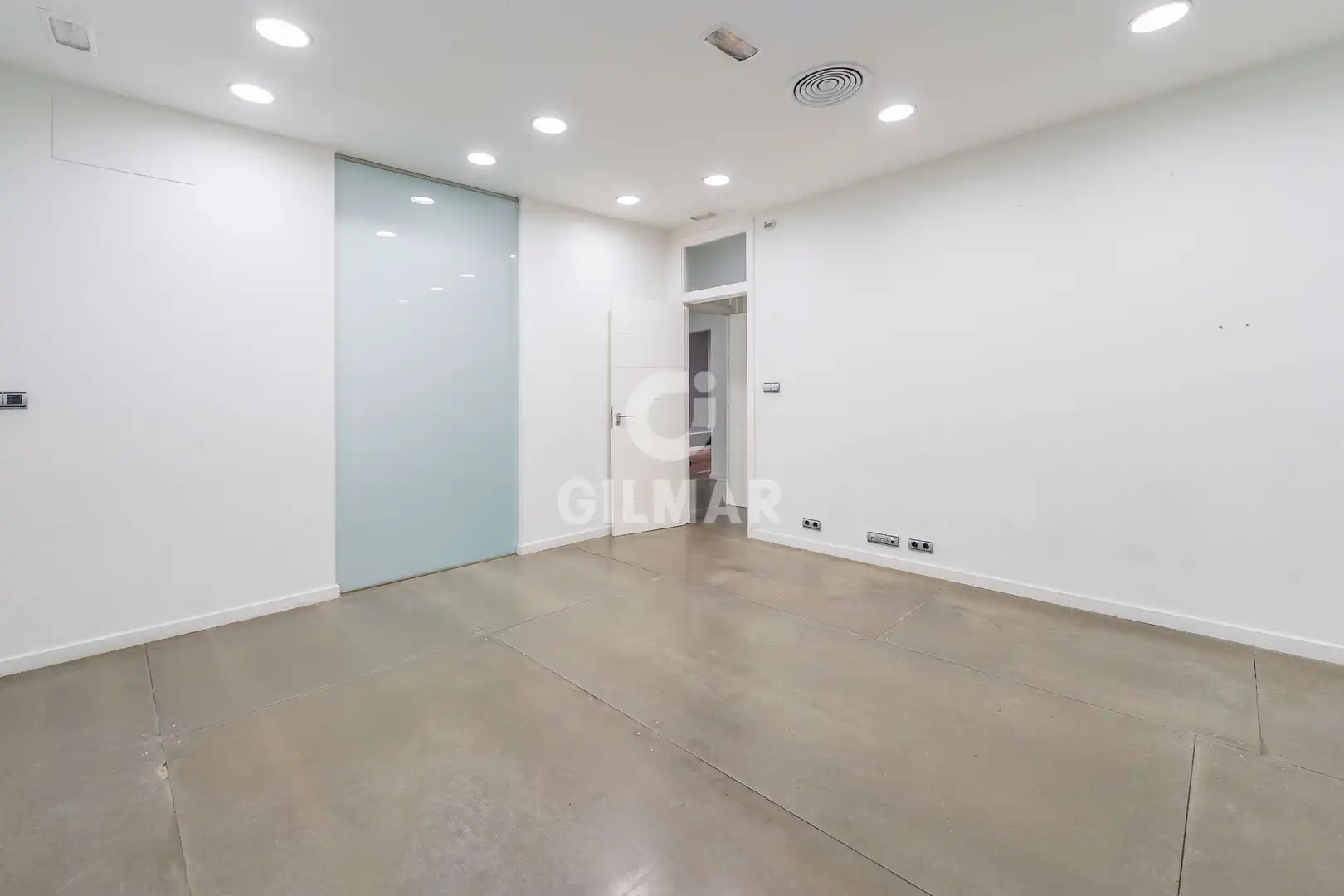 Local en venta en Madrid con Calefacción