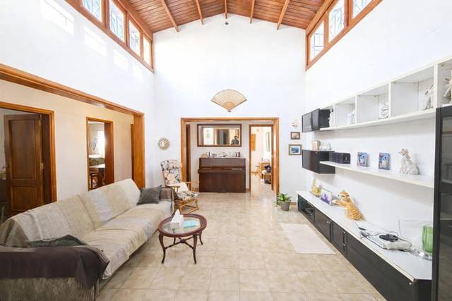 Casa-chalet en Venta en Playa Honda