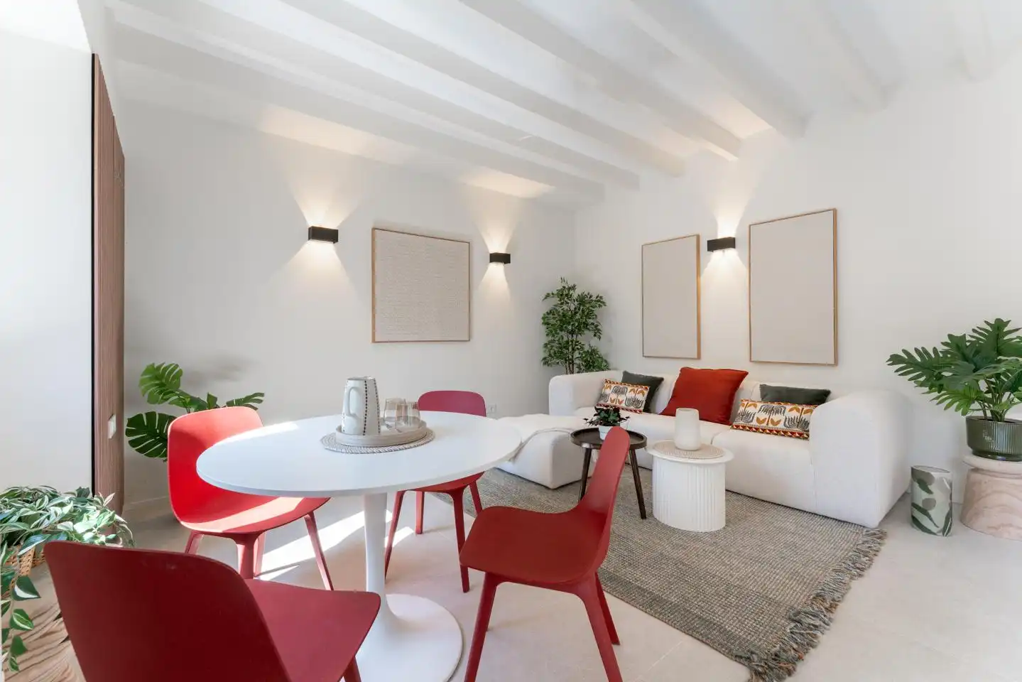 Sala d'estar de Casa o xalet en venda en  Palma de Mallorca amb Aire condicionat, Jardí privat i Terrassa