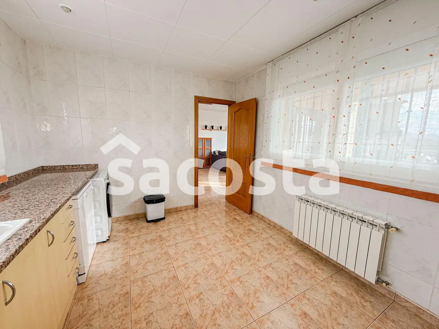 Cocina de Casa o chalet en venta en Lloret de Mar con Aire acondicionado, Calefacción y Jardín privado