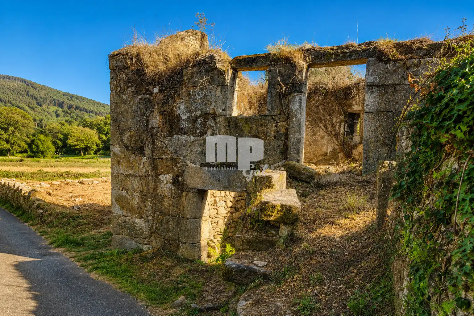 Casa rústica amb jardí en venda a Borreiros, imagen 3