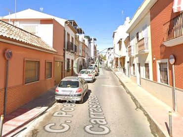 Casa in vendita a Poeta Pérez Carrascosa