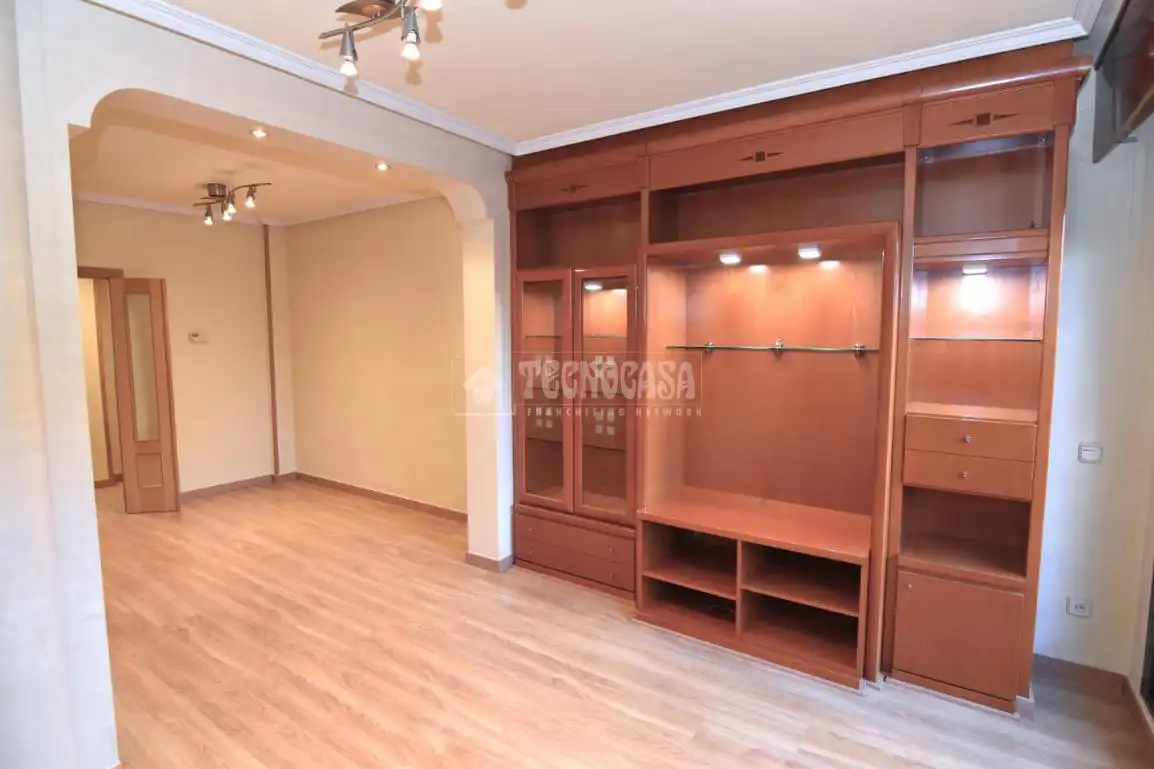 Piso en venta en Boadilla del Monte con Jardín privado