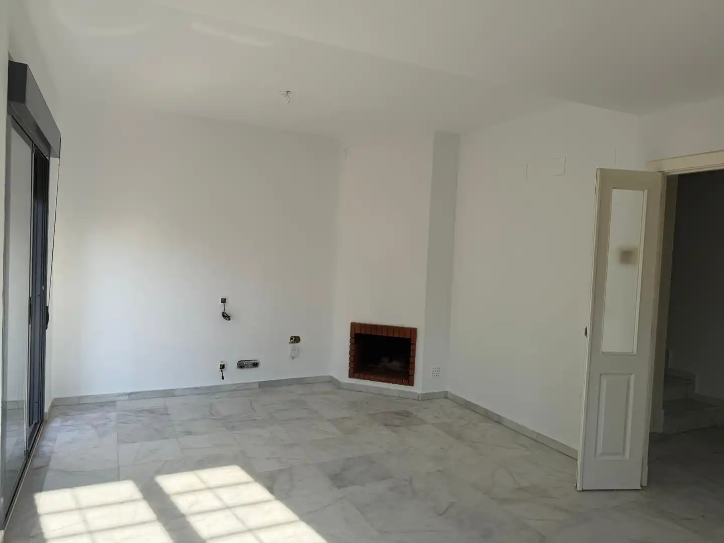 Casa adosada en venda en Puerto Real amb Aire condicionat, Terrassa i Traster