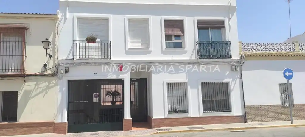 Außenansicht von Garage zur Miete in Sanlúcar la Mayor