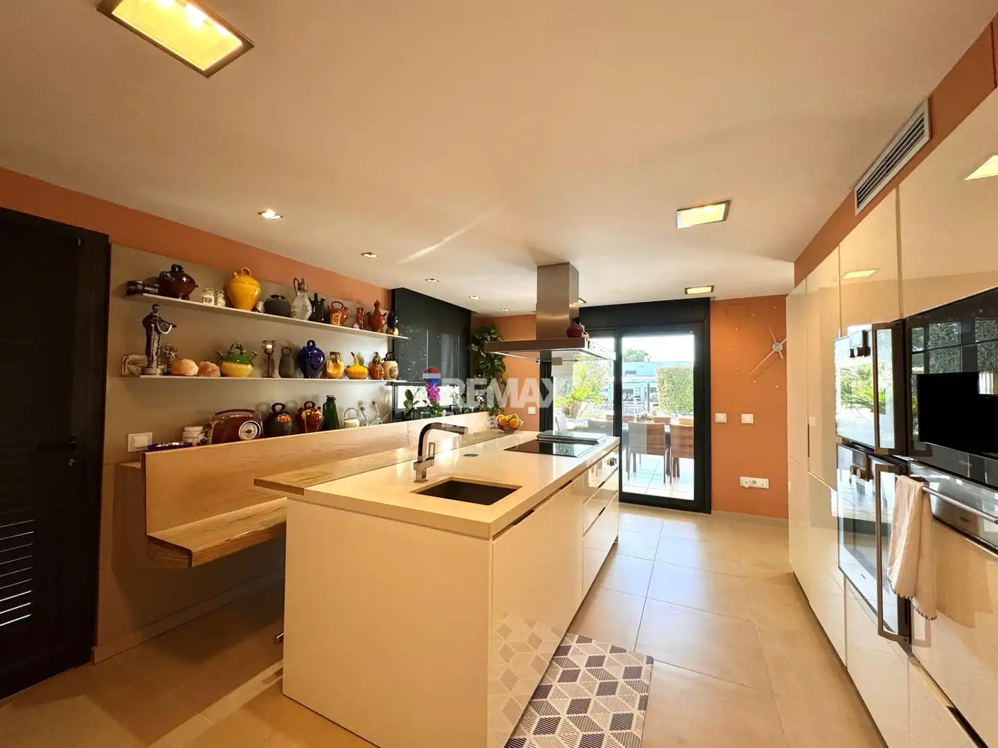 Detached house with pool for sale in Calle Cap de la Gola, imagen 25