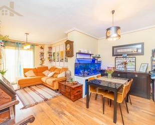 Living room of Flat for sale in Villanueva del Pardillo  with Air Conditioner, Heating and Terrace