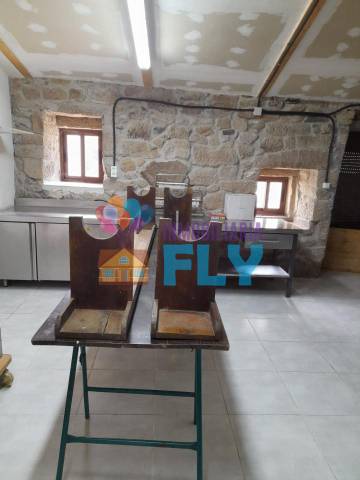 Local comercial en Alquiler en Coles