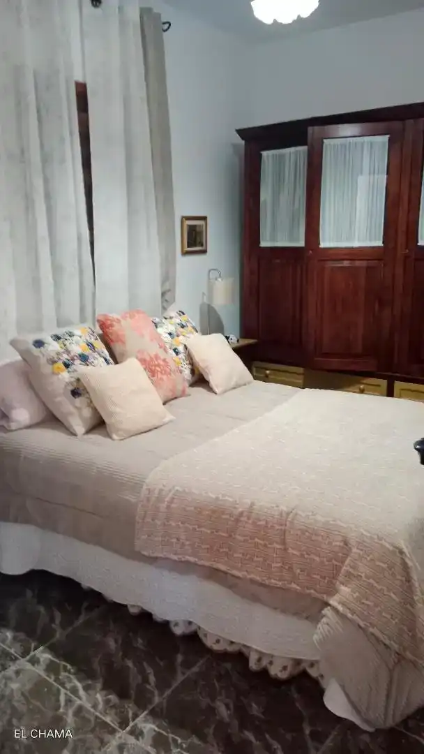 Habitación de Planta baja en venta en Válor con Trastero