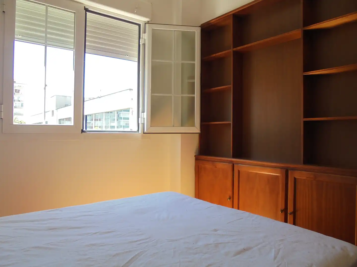 Habitación de Piso de alquiler en Madrid con Aire acondicionado, Calefacción y Trastero