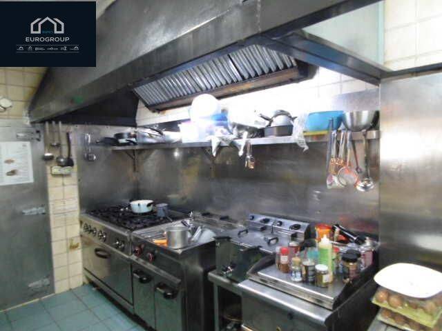 Local comercial en Alquiler en Levante Alto