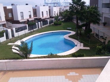 Pis amb piscina de lloguer a El Rinconcillo