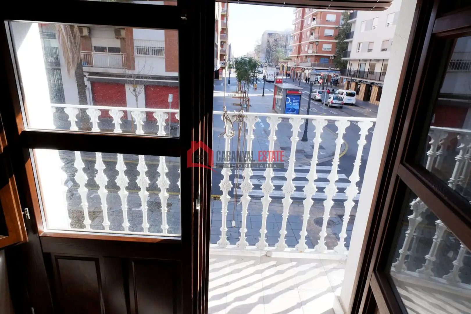 Exterior view of Duplexes for rent in Valencia  with Air Conditioner, Terrace and Furnished