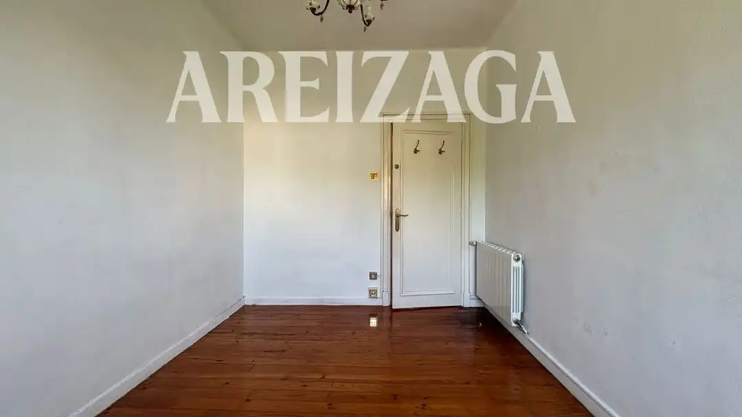 Bedroom of Flat for rent in Donostia - San Sebastián   with Heating, Terrace and Oven