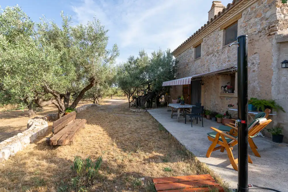 Vista exterior de Finca rústica en venta en Aldover con Jardín privado, Terraza y Amueblado