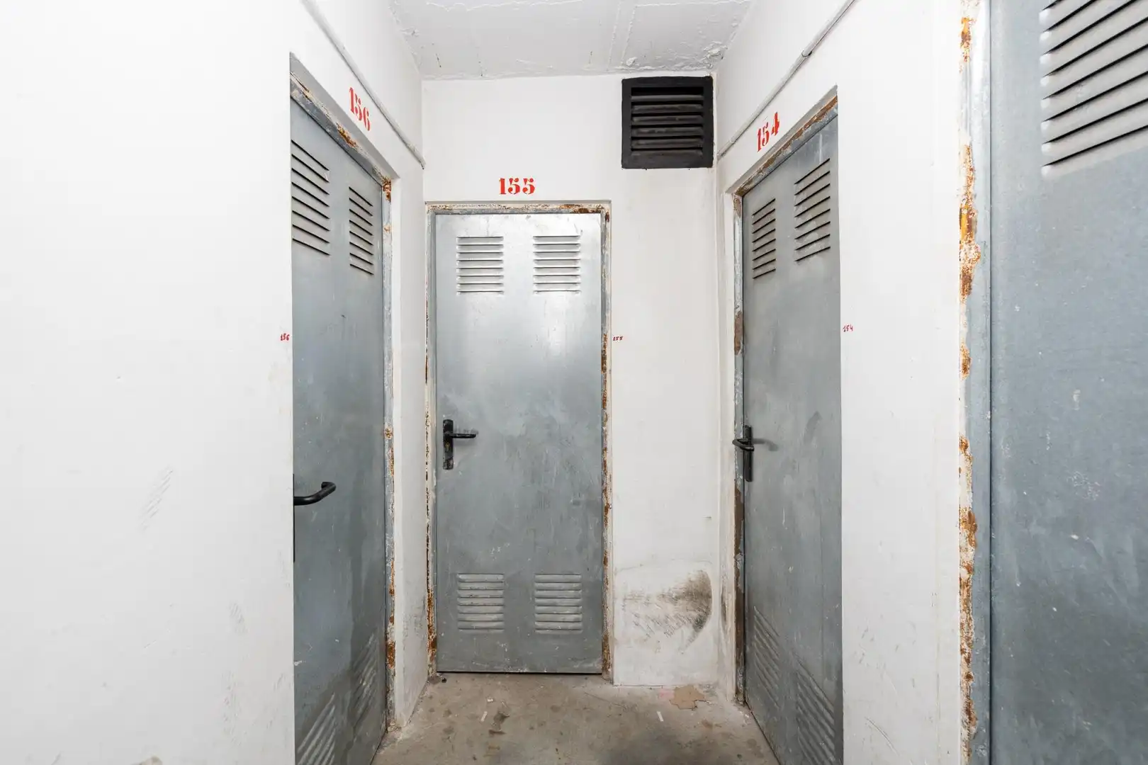Flat for sale in Chana