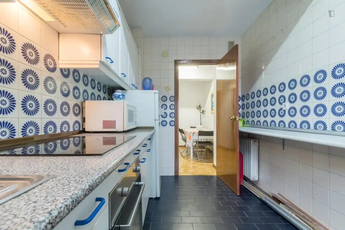 Room in Caballería Española