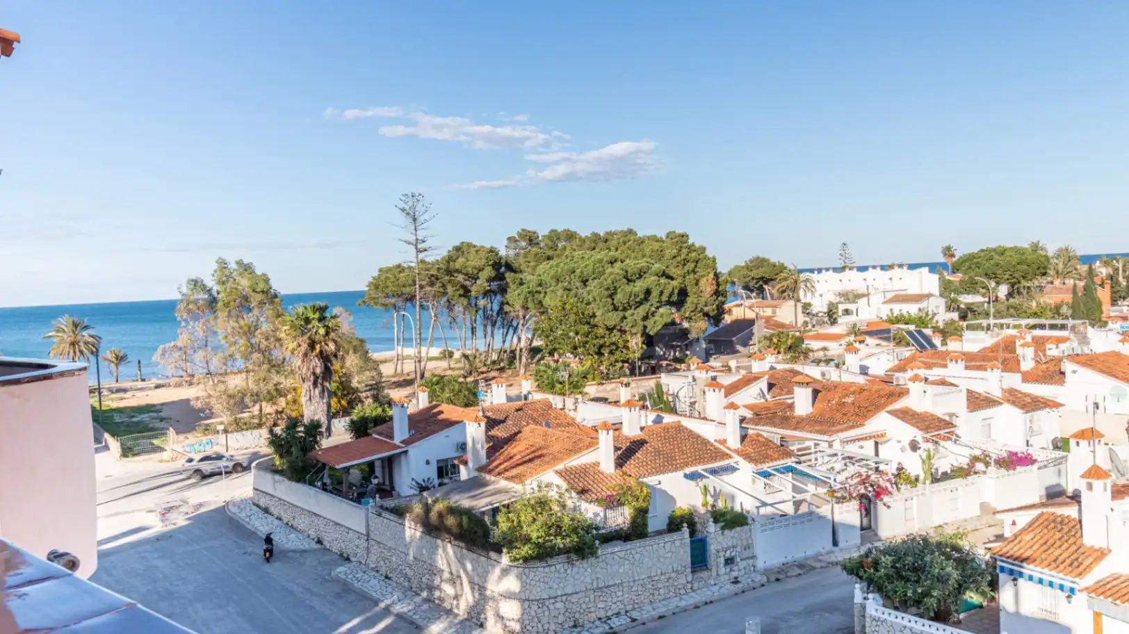 Penthouse with pool for sale in Las Marinas / Les Marines