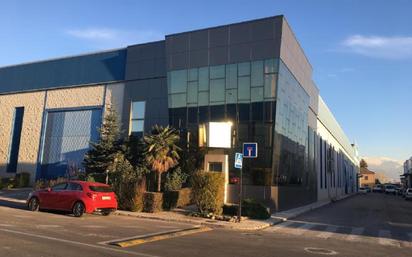 Nau industrial en venda a Maracena