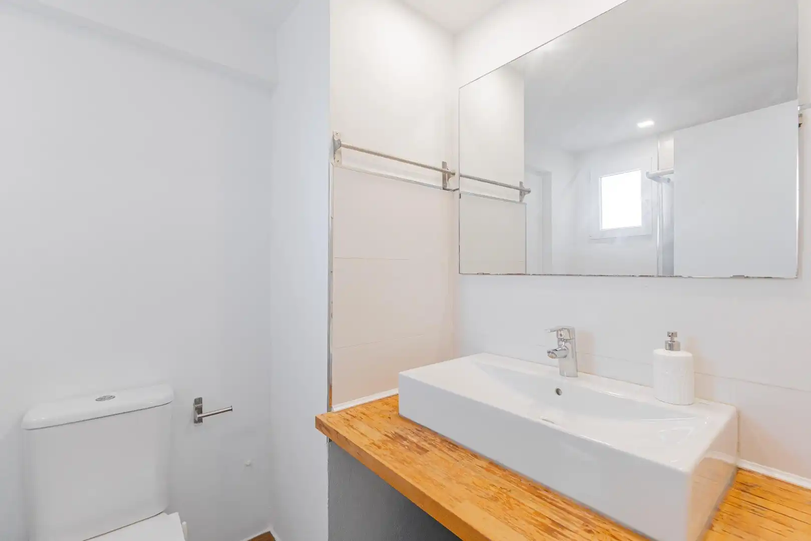 Bathroom of Study for sale in Ponent