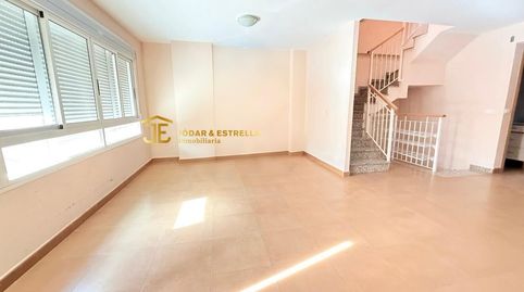 DUPLEX 4 DORMITORIOS CON COCHERA DOBLE EN LA SEDA