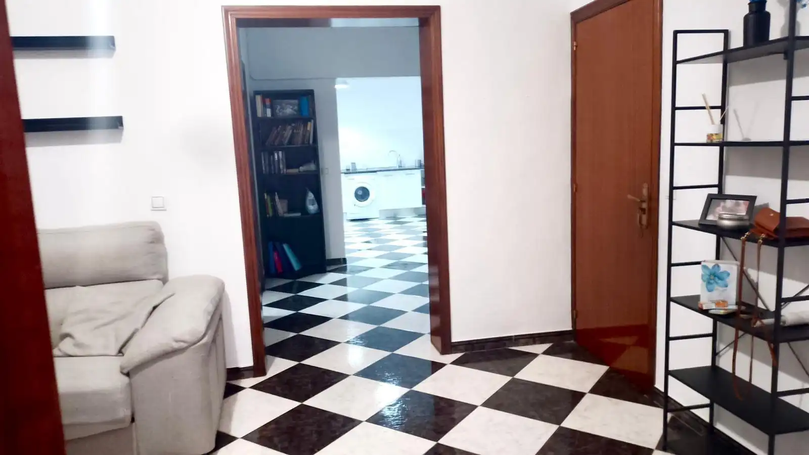 Piso en venta en Los Palacios y Villafranca con Amueblado y Balcón