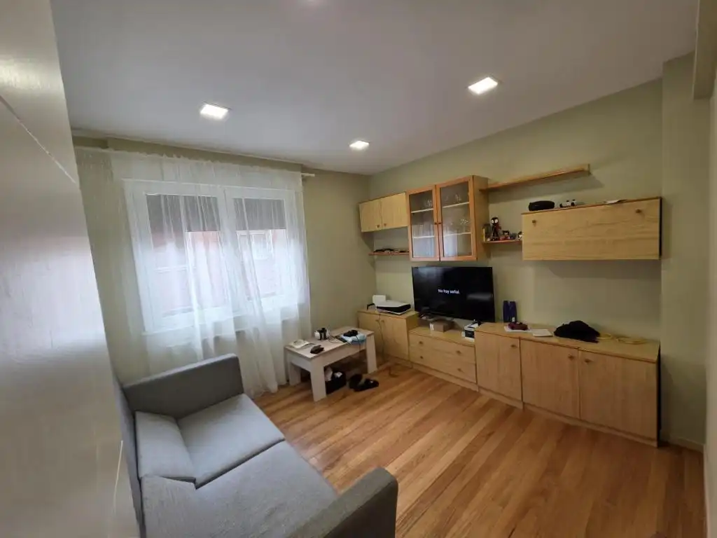 Piso con ascensor en venta en Eguiluz Antonio Médico Kalea 14, imagen 8