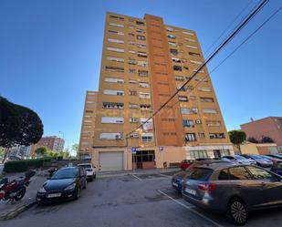 Vista exterior de Pis en venda en Rubí