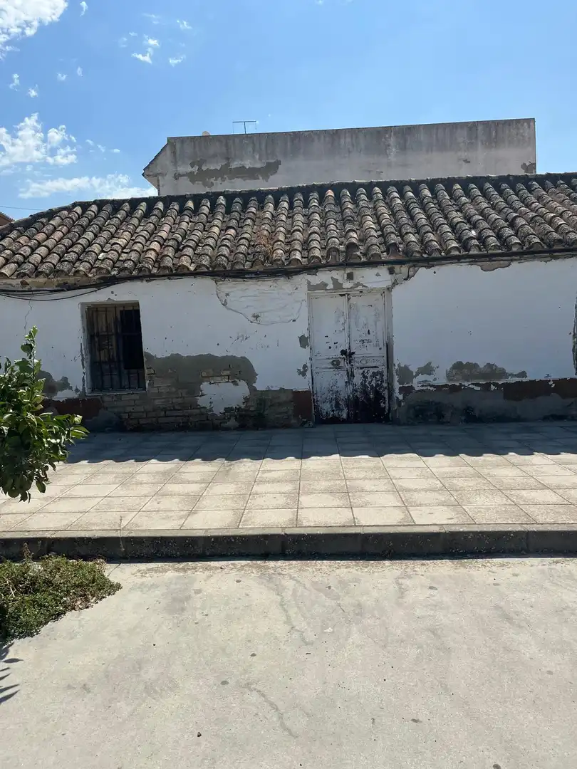 Terreny residencial en venda a La Carlota, imagen 4