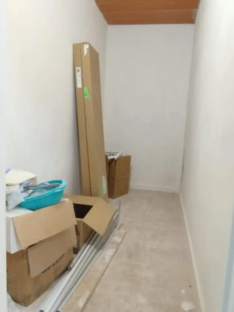 Garage for rent in Juan de Borbón