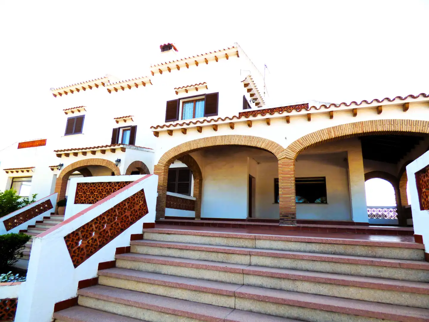 Vista exterior de Casa o xalet en venda en Els Poblets amb Aire condicionat, Calefacció i Jardí privat