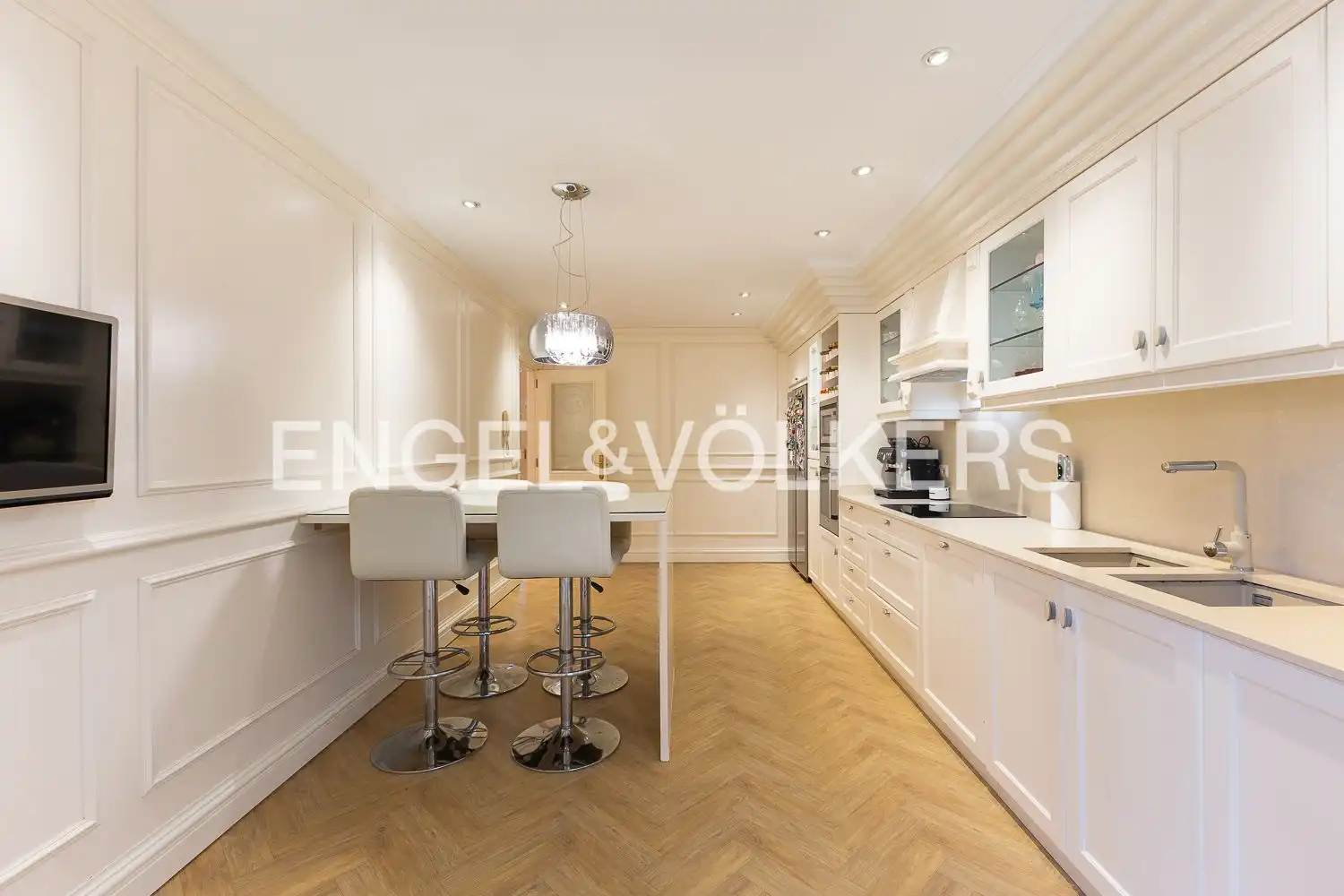 Kitchen of Houses for sale in Valencia  with Air Conditioner, Heating and Terrace