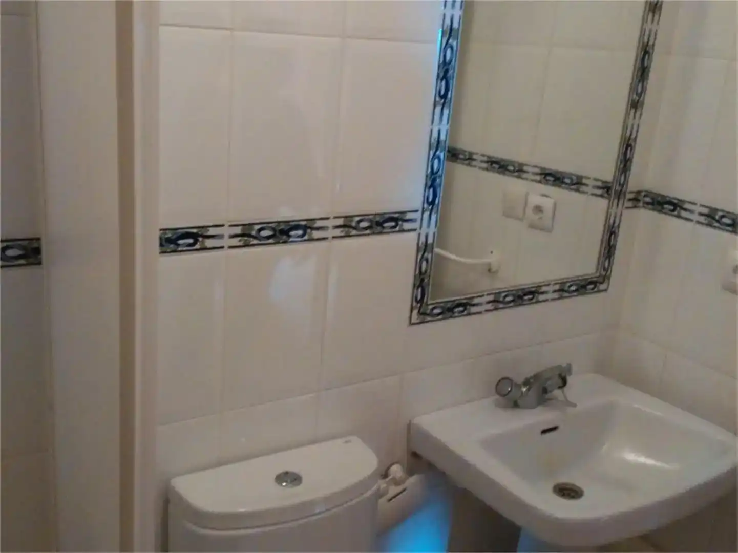 Bany de Pis de lloguer en Almonte amb Jardí privat, Piscina i Moblat