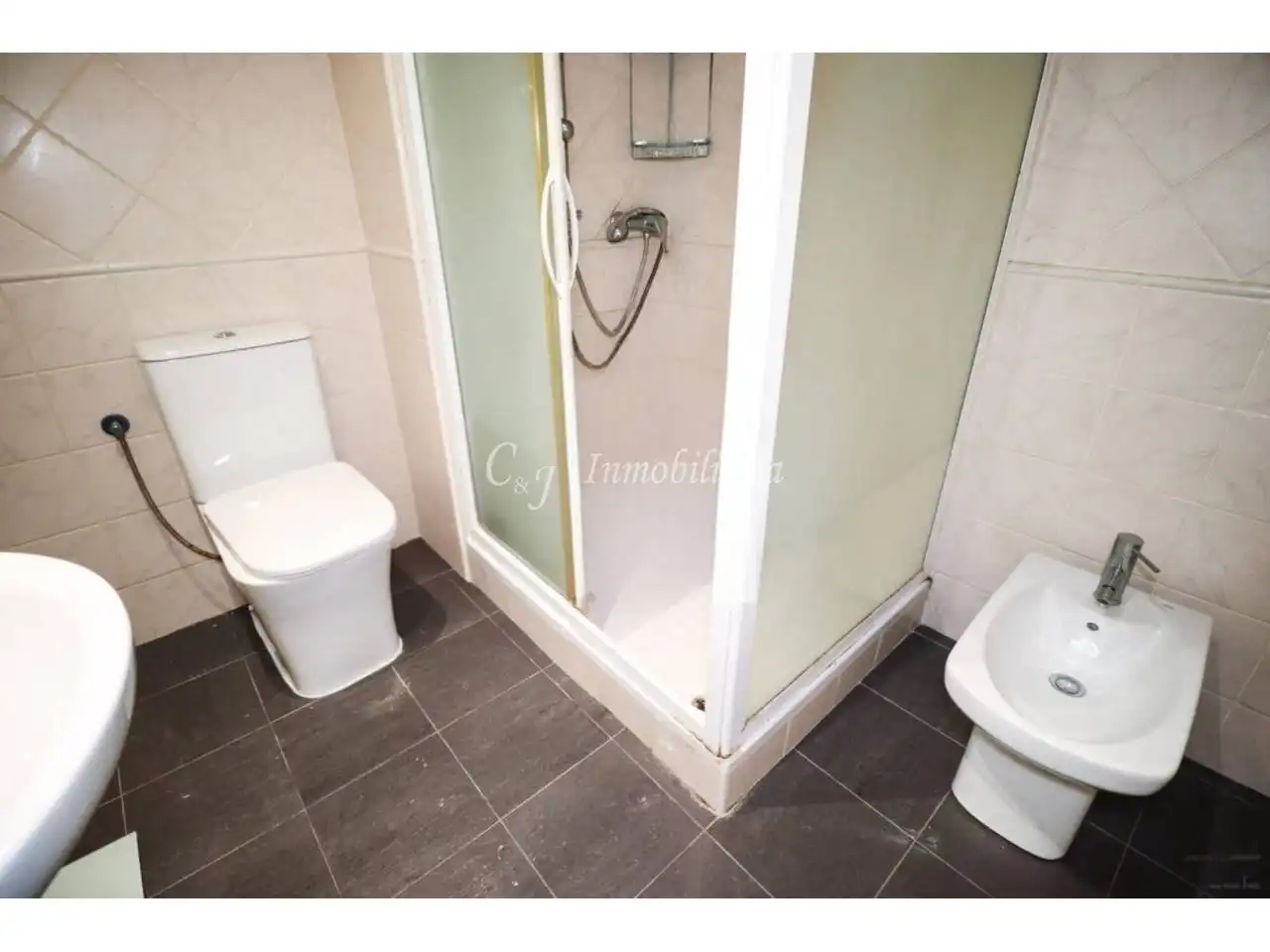 Baño de Piso en venta en Sagunto / Sagunt con Aire acondicionado, Calefacción y Balcón
