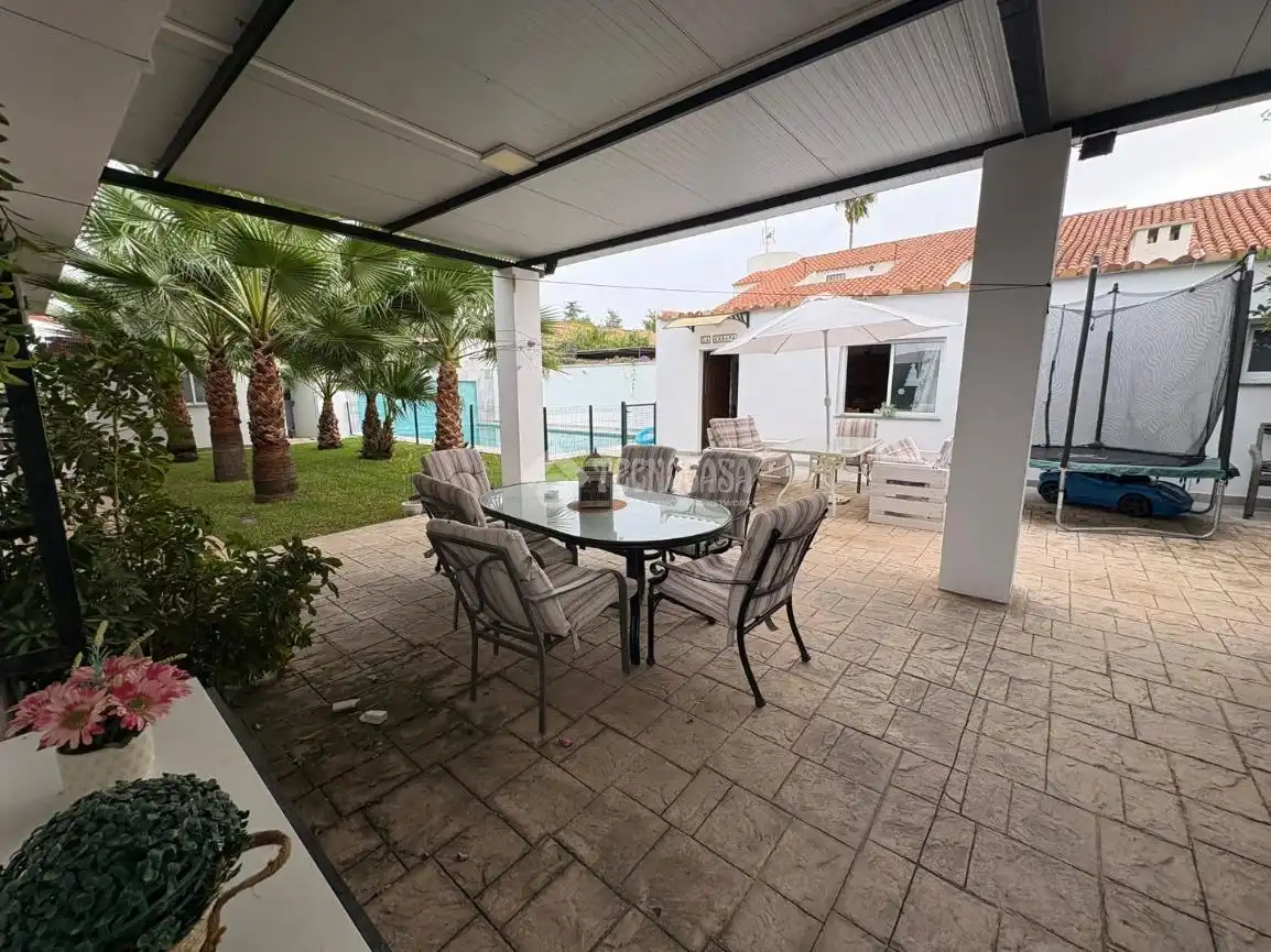 Terrassa de Casa o xalet en venda en Espartinas Pueblo