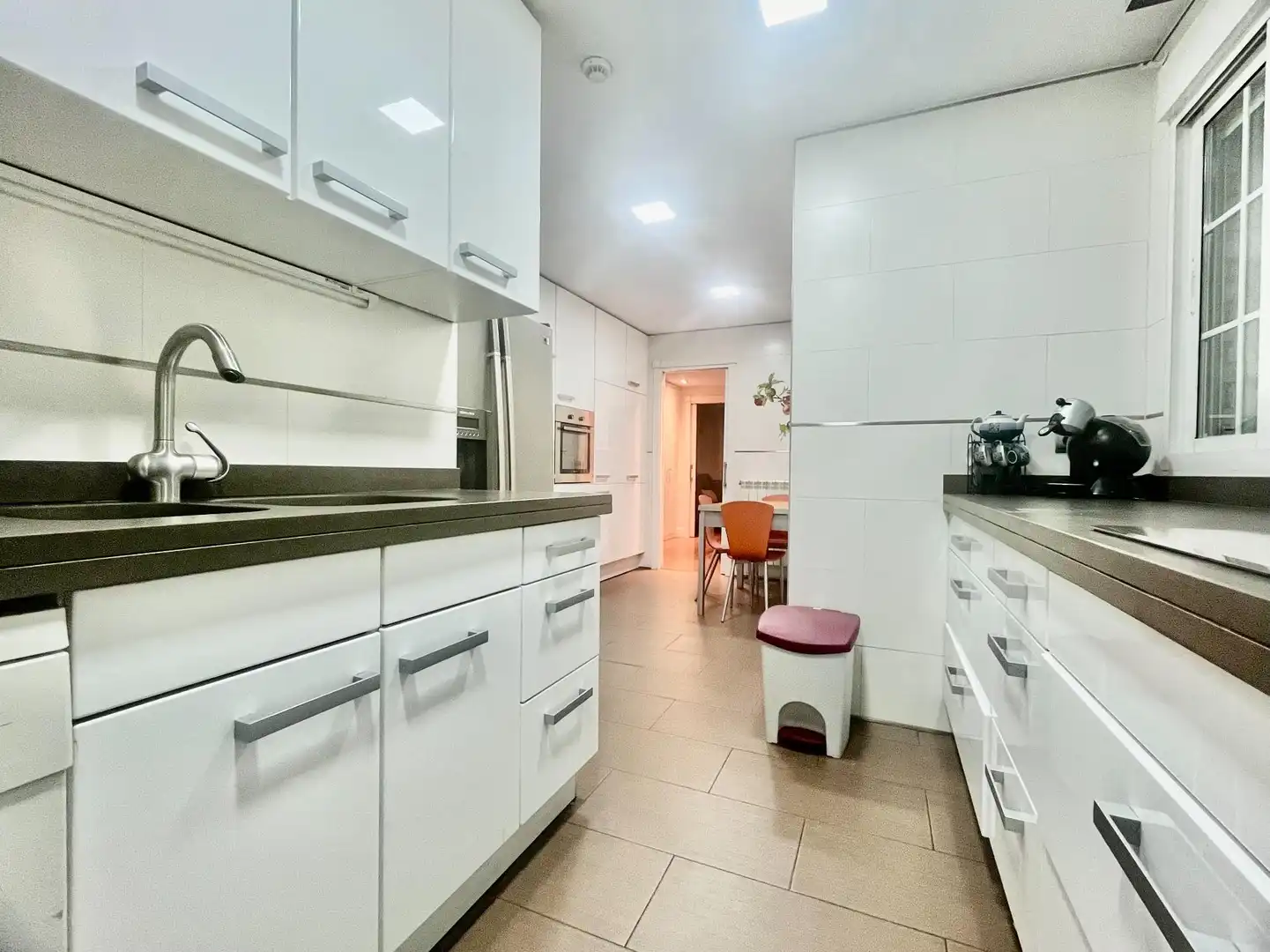 Kitchen of Flat for sale in Madrid  with Air Conditioner, Heating and Private garden