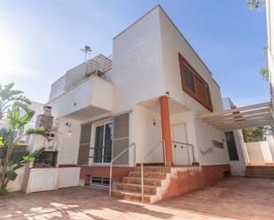 Vista exterior de Casa o xalet en venda en Níjar amb Aire condicionat, Terrassa i Balcó