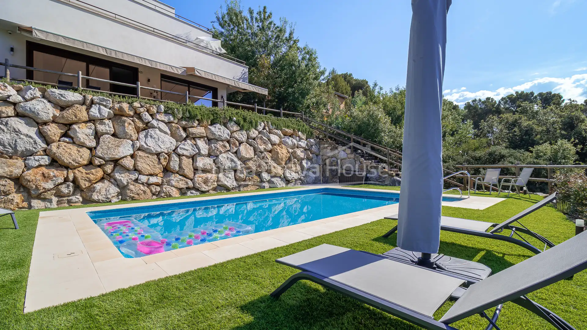 Swimming pool of Houses for sale in Begur  with Air Conditioner, Heating and Private garden