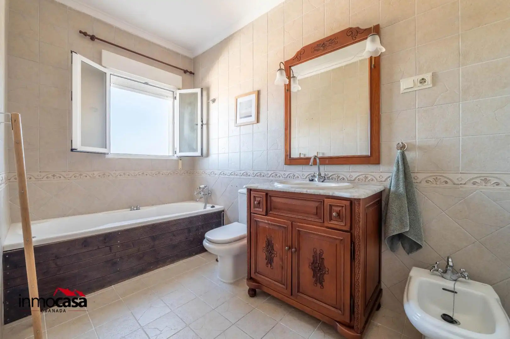 Baño de Casa o chalet en venta en Víznar con Calefacción, Jardín privado y Terraza