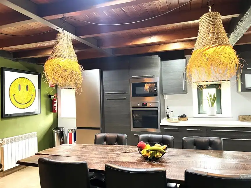 Cocina de Edificio en venta en San Tirso de Abres