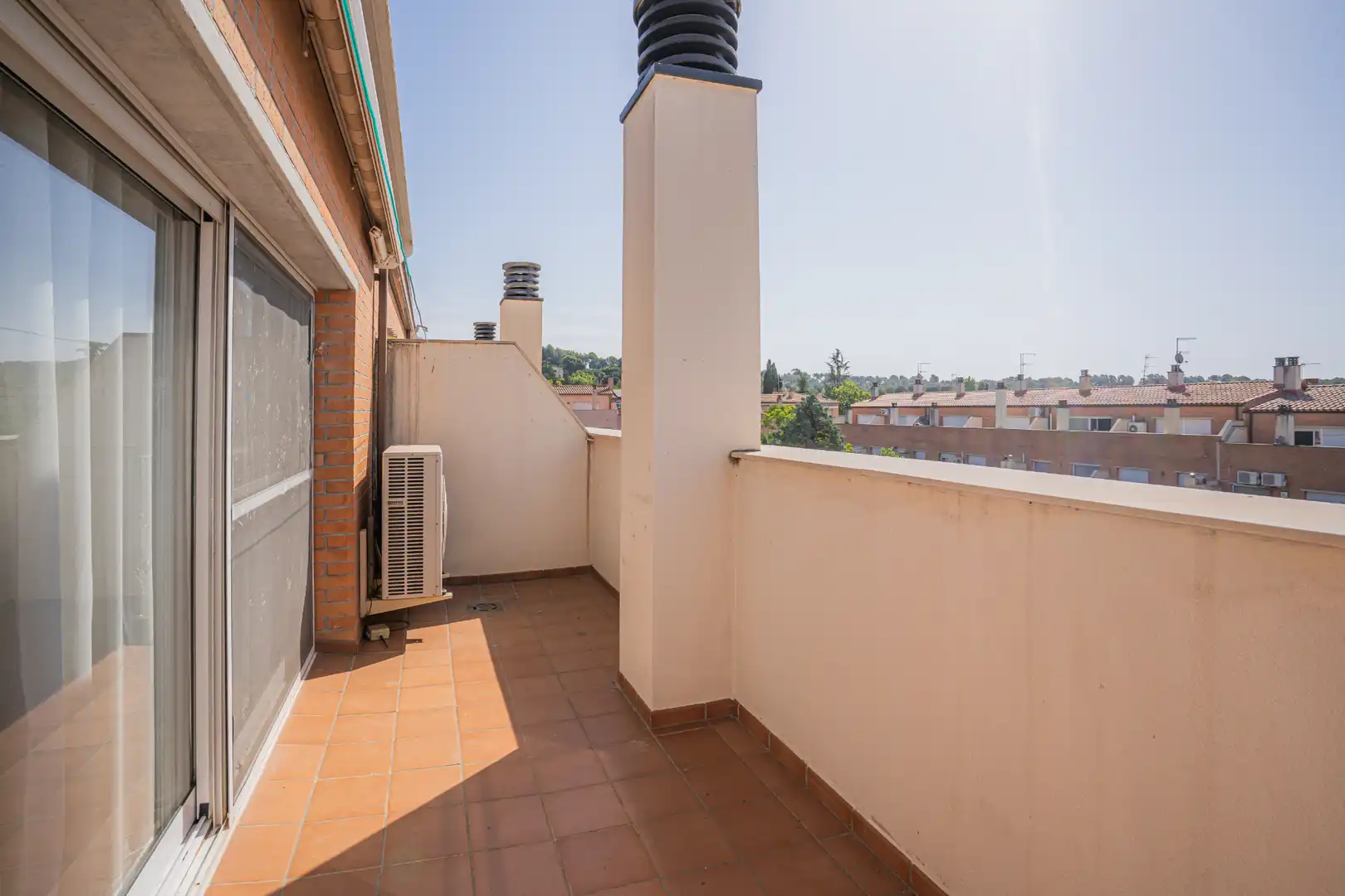 Terrassa de Casa adosada en venda en Castellar del Vallès amb Aire condicionat, Calefacció i Jardí privat