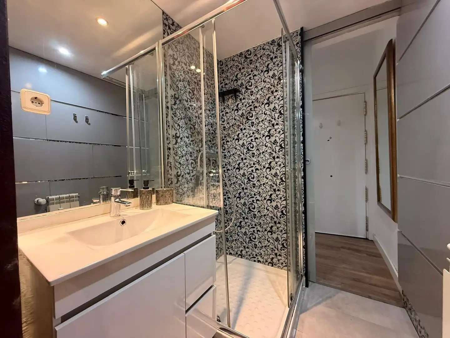 Study for rent in Madrid, Madrid