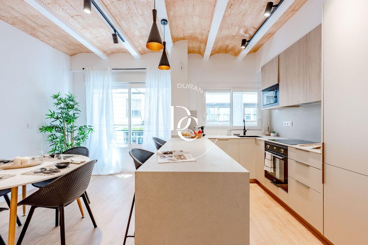 Cocina de Piso en venta en  Barcelona Capital con Aire acondicionado, Calefacción y Terraza